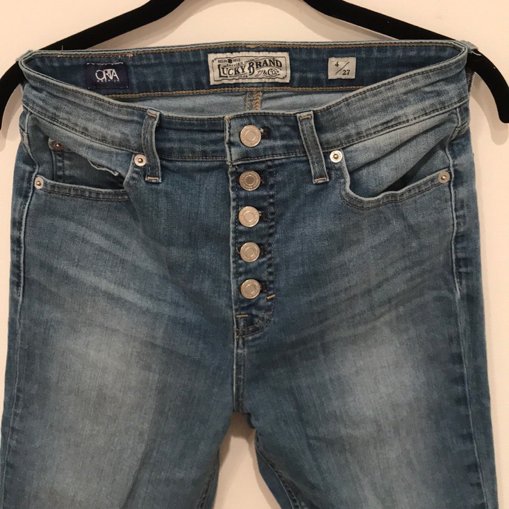 Lucky Brand • High Rise Bridgette Crop Jean
